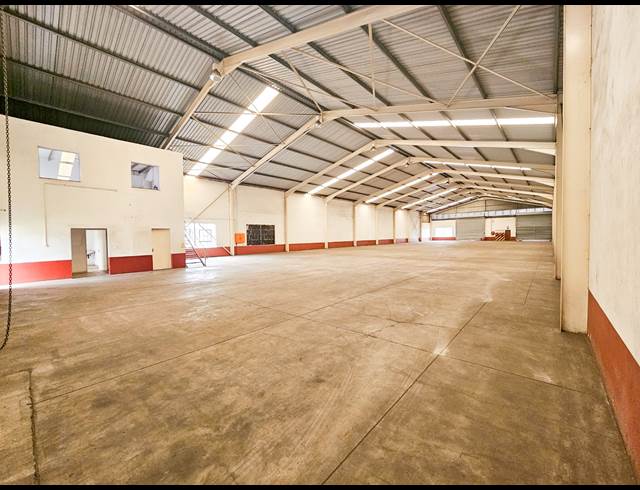 1,236M² WAREHOUSE TO LET IN CATO RIDGE