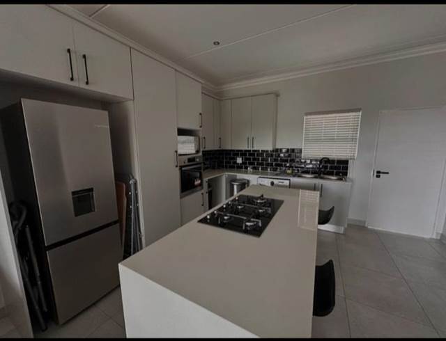 2 BEDROOM PROPERTY TO RENT IN BRYANSTON