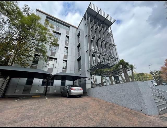 35M² OFFICE TO LET IN SANDTON CENTRAL