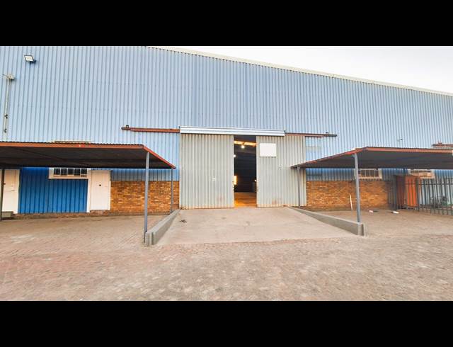 612M² INDUSTRIAL YARD TO LET IN MEYDUSTRIA