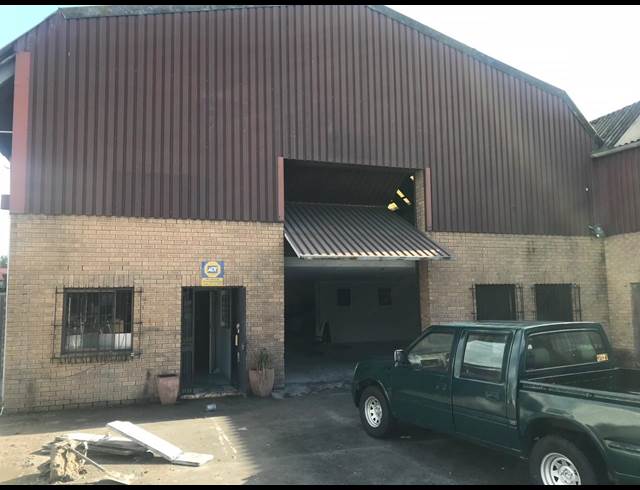 345M² WAREHOUSE TO LET IN STIKLAND INDUSTRIAL