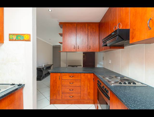 3 BEDROOM FREESTANDING RENTED IN PARKLANDS