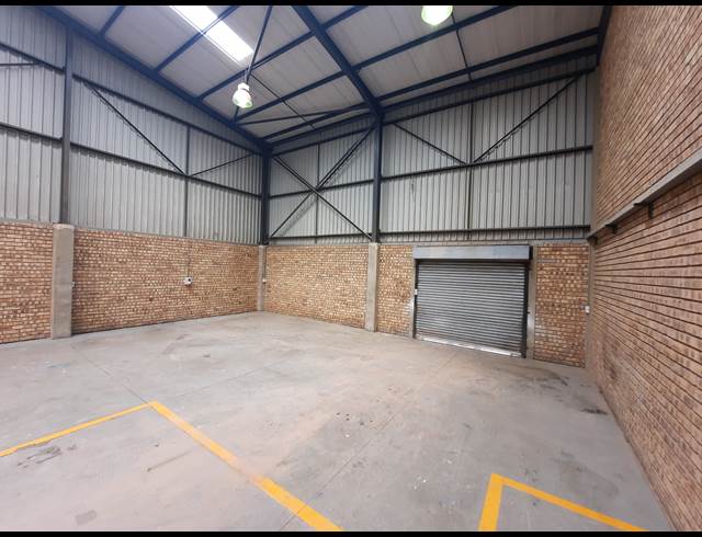 287M² WAREHOUSE TO LET IN STORMILL