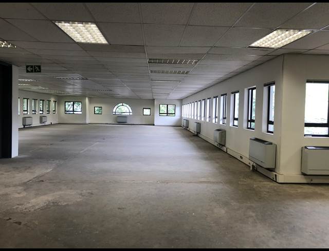 312M² OFFICE TO LET IN HYDE PARK