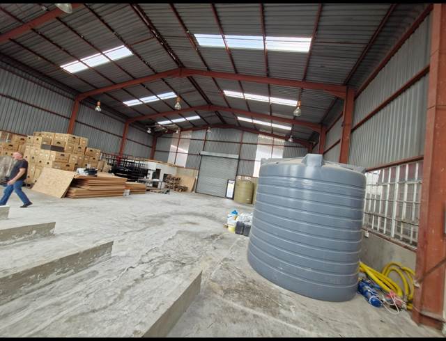 450M² WAREHOUSE TO LET IN KEW