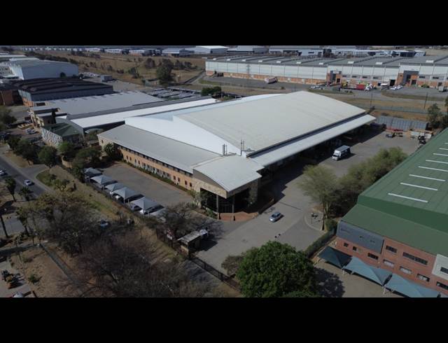 8,500M² WAREHOUSE TO LET IN LINBRO PARK