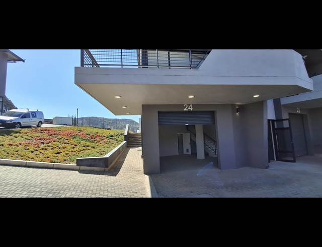 148M² BUILDING TO LET IN MOREHILL
