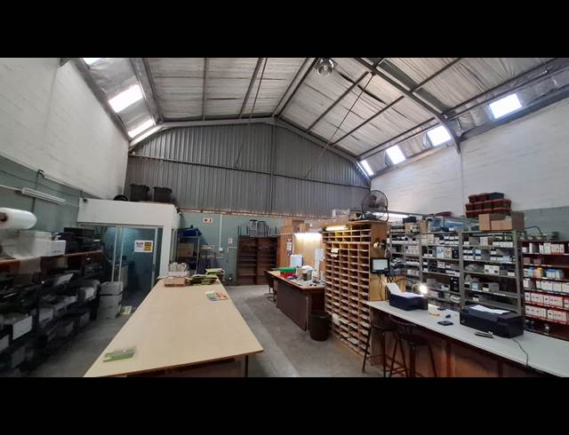 250M² WAREHOUSE TO LET IN BRACKENFELL CENTRAL