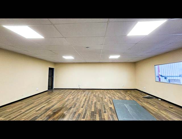 Factory property to rent in FACTORIA