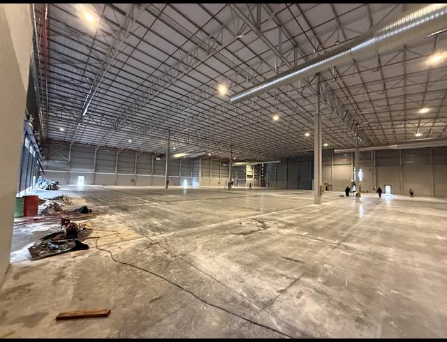 4,490M² WAREHOUSE TO LET IN BRACKENFELL INDUSTRIAL
