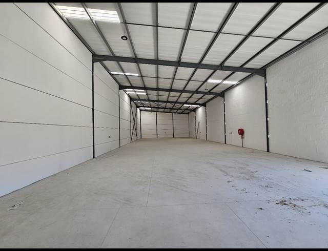 539M² WAREHOUSE TO LET IN KILLARNEY GARDENS