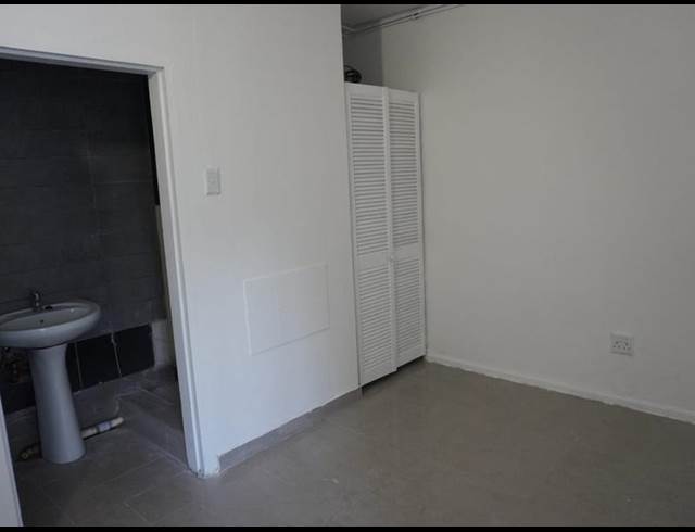 1 BEDROOM PROPERTY TO RENT IN BEREA WEST