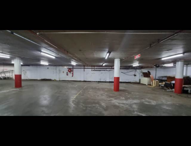 5,100M² WAREHOUSE TO LET IN LA ROCHELLE
