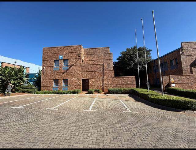 1,841M² WAREHOUSE TO LET IN RANDJESPARK