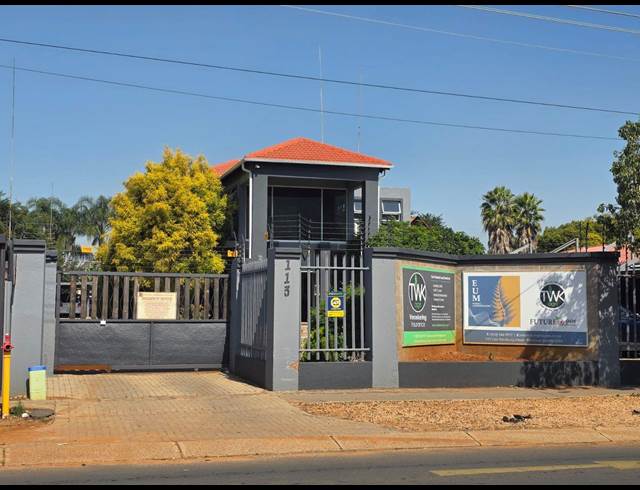 532M² OFFICE TO LET IN MAYVILLE