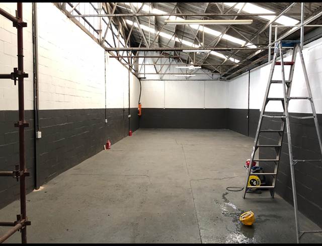 245M² MINI FACTORY TO LET IN EPPING INDUSTRIAL
