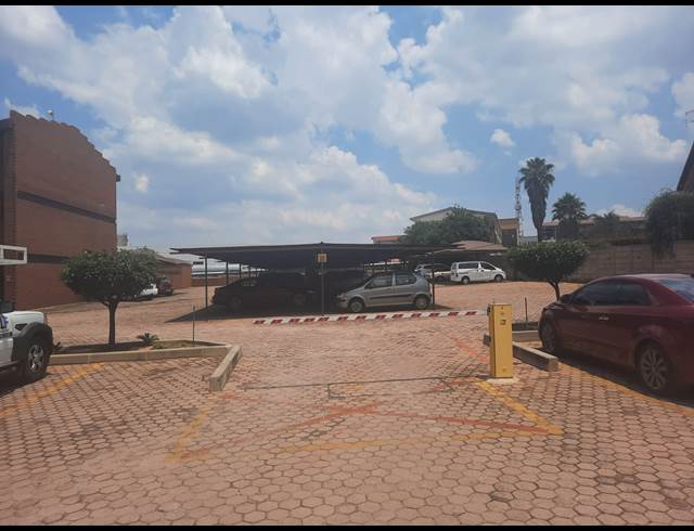 OFFICE PROPERTY TO RENT IN NEW REDRUTH