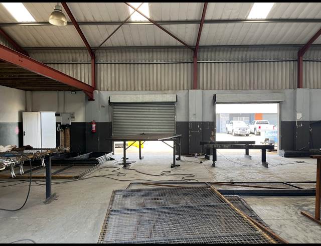 408M² WAREHOUSE TO LET IN SHAKAS HEAD