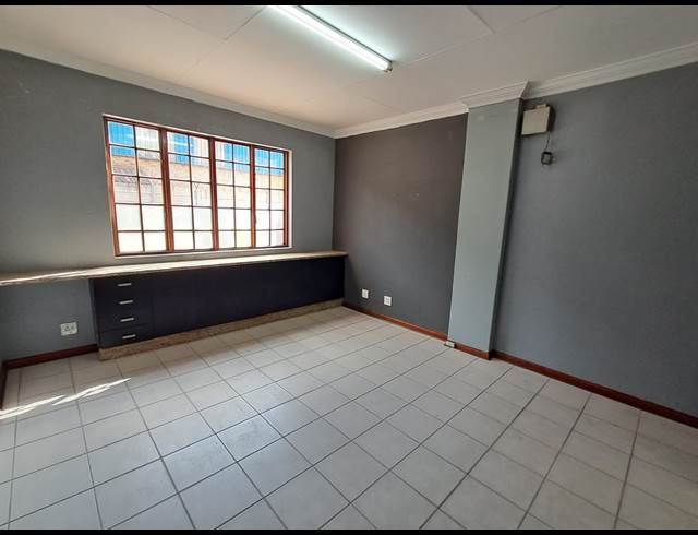 INDUSTRIAL PROPERTY TO RENT IN DUNCANVILLE