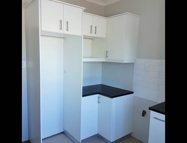 2 bed property to rent in WORCESTER CENTRAL