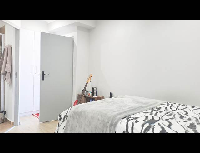 2 bed property to rent in OBSERVATORY