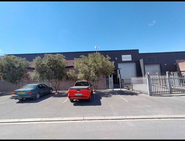 353M² FACTORY RENTED IN FISANTEKRAAL INDUSTRIAL