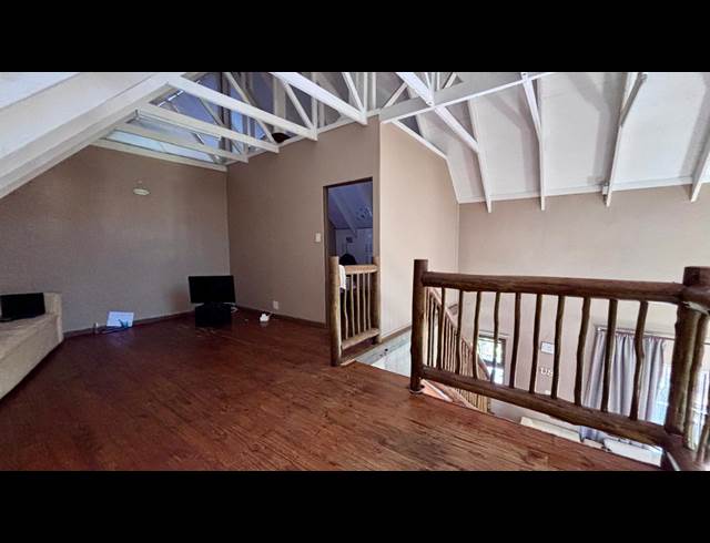 3 BEDROOM APARTMENT TO LET IN WEST ACRES