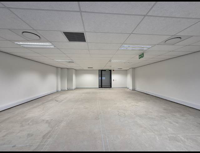 124M² OFFICE TO LET IN ILLOVO