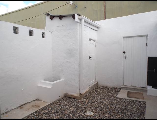 2 bed property to rent in OBSERVATORY