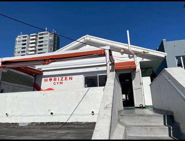 188M² RETAIL TO LET IN SEA POINT