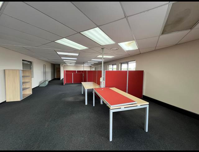 7,487M² WAREHOUSE TO LET IN STRIJDOMPARK