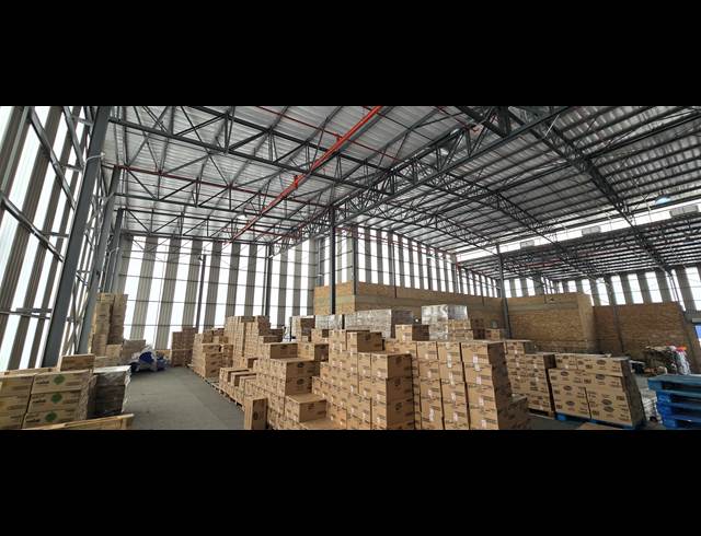 7,649M² WAREHOUSE TO LET IN NORTH RIDING