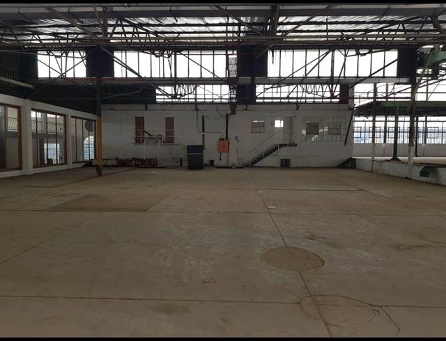 1,000M² WAREHOUSE RENTED IN TULISA PARK
