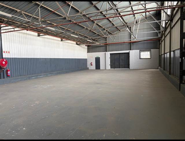 355M² WAREHOUSE TO LET IN CITY DEEP