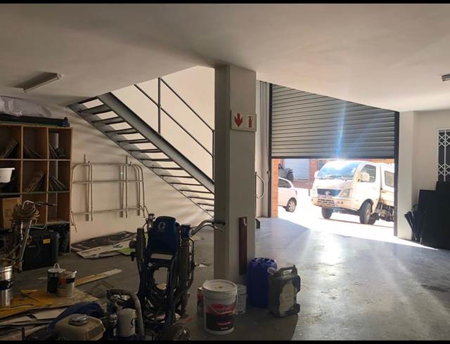 171M² WAREHOUSE RENTED IN BARBEQUE DOWNS