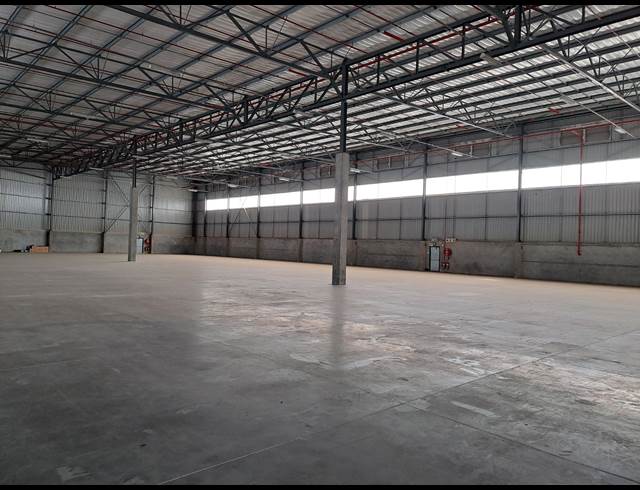 3,101M² WAREHOUSE TO LET IN POMONA