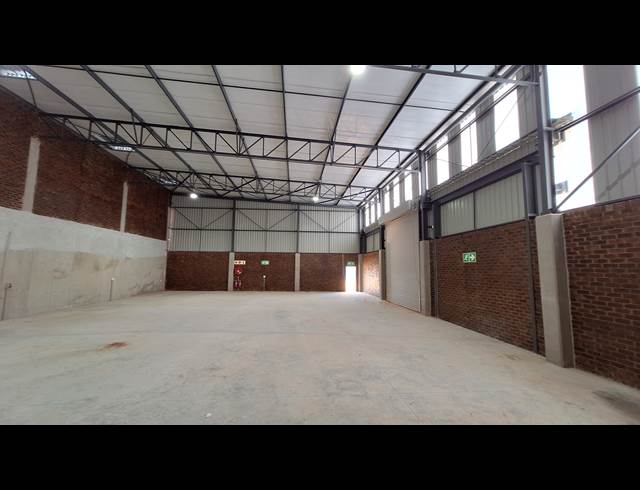 548M² WAREHOUSE TO LET IN LASER PARK