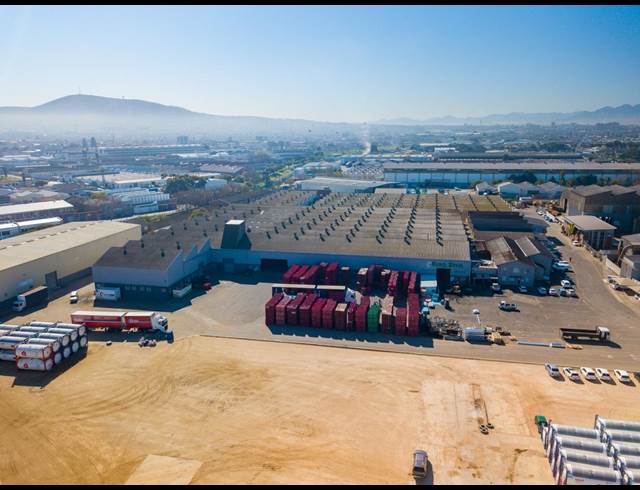 9,745M² WAREHOUSE TO LET IN ELSIES RIVER INDUSTRIAL
