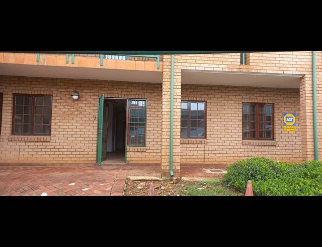 99.90M² BUSINESS TO LET IN HIGHVELD