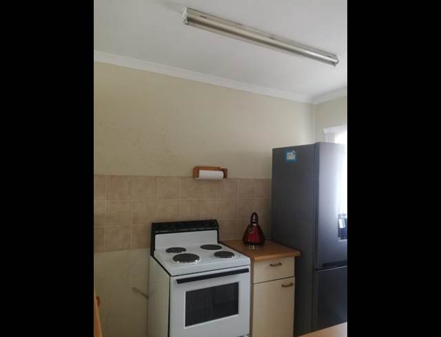 2 BEDROOM PROPERTY TO RENT IN WILLOW PARK MANOR