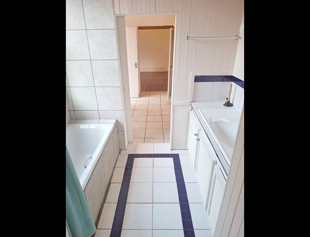 3 bed property to rent in OBSERVATORY