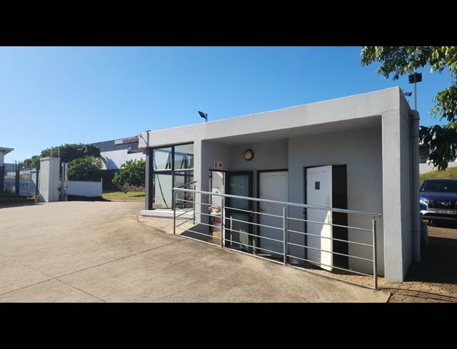494M² WAREHOUSE TO LET IN UMHLANGA RIDGE