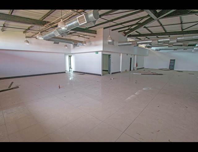 377M² RETAIL TO LET IN NORTH RIDING