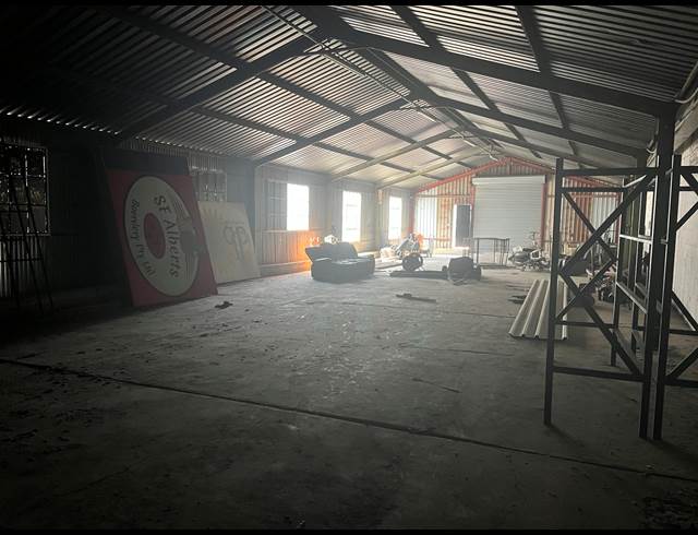 265M² WORKSHOP TO LET IN WADEVILLE