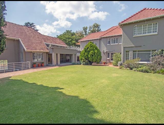 138M² OFFICE TO LET IN MELROSE ESTATE