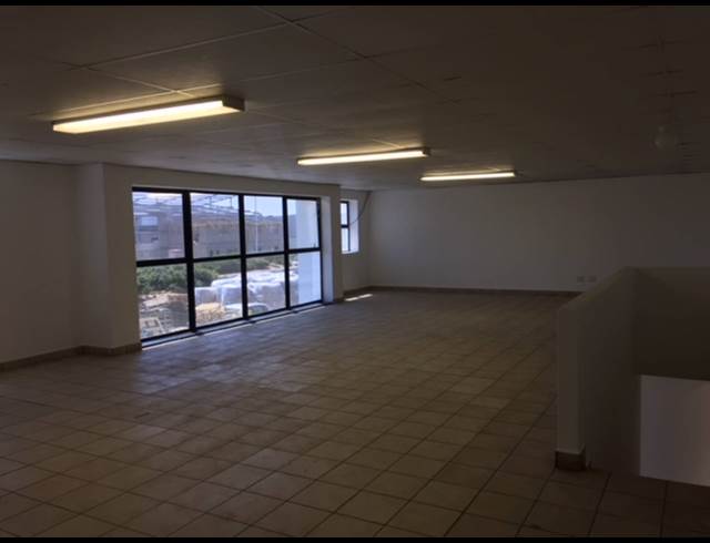 742M² WAREHOUSE RENTED IN CAPRICORN