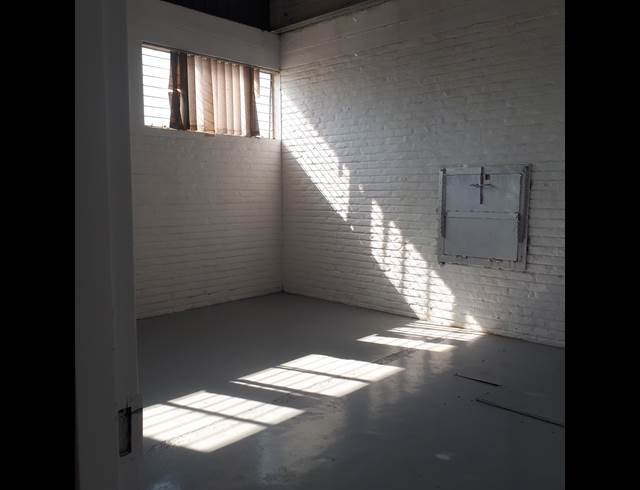 380M² WAREHOUSE TO LET IN NELSPRUIT CENTRAL