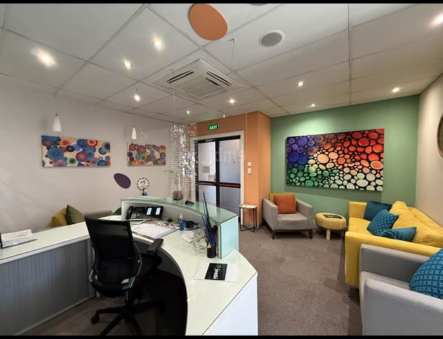410M² OFFICE TO LET IN TOKAI