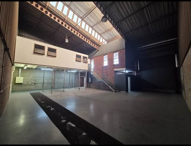 265M² WAREHOUSE TO LET IN WADEVILLE