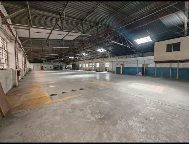 7,800M² FACTORY TO LET IN BOOYSENS